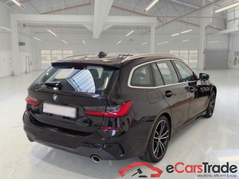 BMW 159 BMW SERIE 3 / 2018 / 5P / STATION WAGON 320D 48V MSPORT TOURING AUTO #2