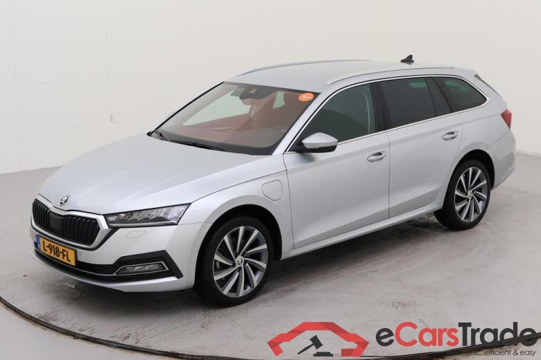 SKODA Octavia Combi 110 kW #1