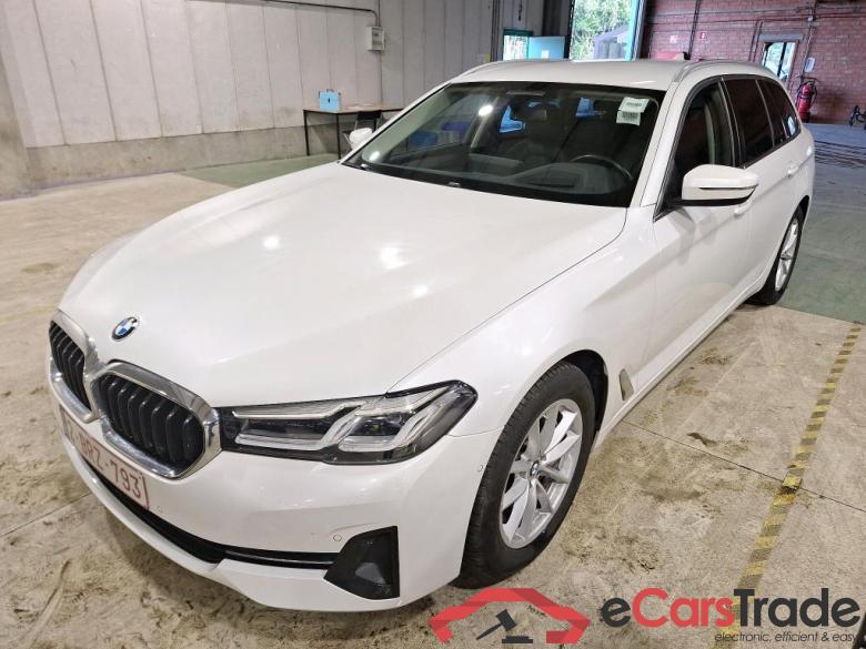 BMW 5 SERIES TOURING 3.0 530D XDRIVE AUTO TOURING #1