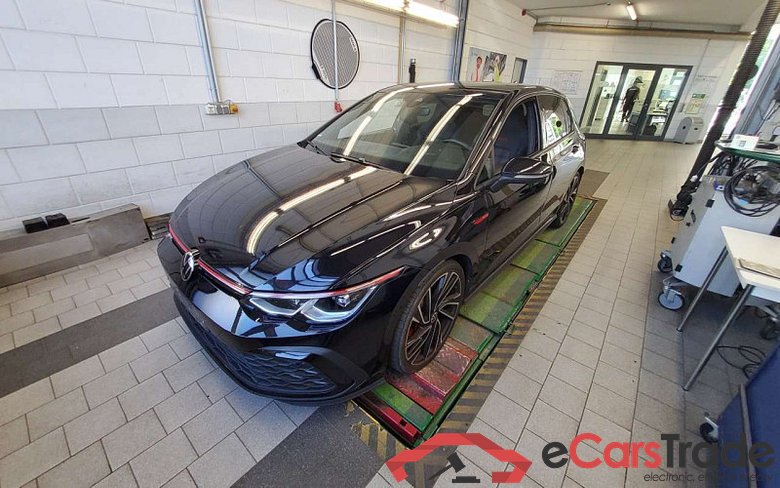 Volkswagen Golf VIII Lim. (CD1)(12.2019->2024) DE - LimS5 2.0 TSI EU6d, GTI OPF (EURO 6d), 2020 - 2024 #1