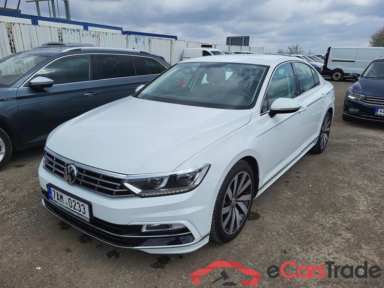 Volkswagen  Passat 8 (2014) Passat 2.0TSI 200 Highl. 4M AT #1
