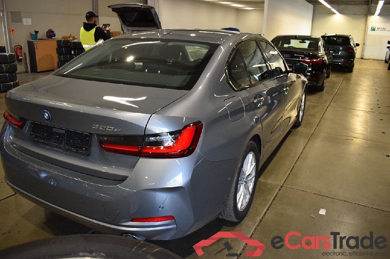 BMW 3-Serie ´18 BMW 3er 320e Aut. 4d 120kW #2