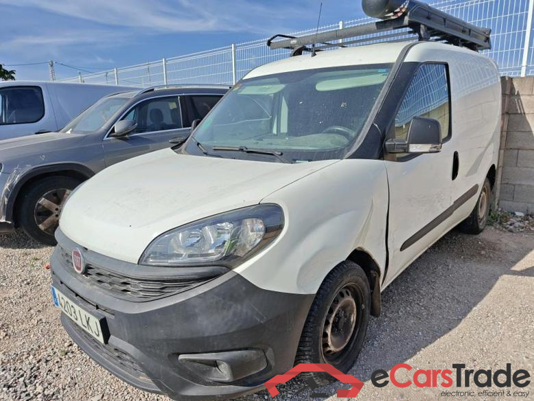 Fiat Cargo Base Plus 1.3 Mjet 70kW (95CV) FIAT Doblò Cargo/2015/3P/furgón derivado de turismo Cargo Base Plus 1.3 Mjet 70kW (95CV)