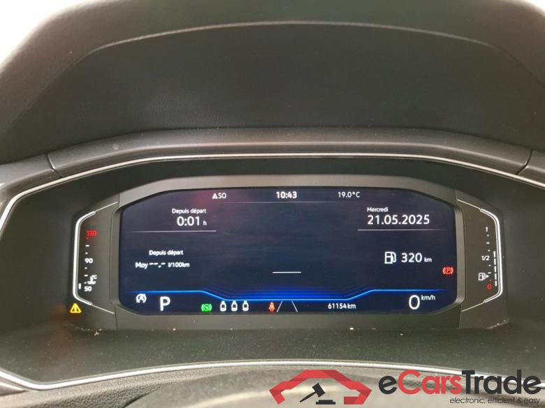 Volkswagen 1.5 TSI 150 EVO CARAT DSG7 VOLKSWAGEN T-Roc / 2017 / 5P / SUV 1.5 TSI 150 EVO CARAT DSG7 #6