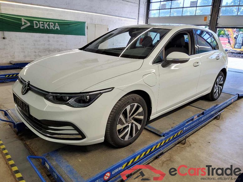 Volkswagen Golf VIII Lim. (CD1)(12.2019->2024) DE - LimS5 1.4 eHybrid EU6d, Style OPF (EURO 6d), 2020 - 2022 #1