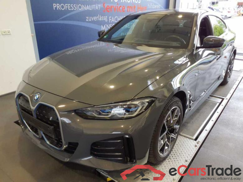 BMW Baureihe i4 Gran Coupe (G26E)(2021->) DE - LimS5 40 e, eDrive  M Sport, 2021 - 2024
