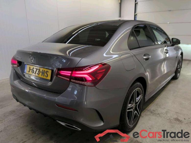 MERCEDES-BENZ A-klasse 250 e Bns Sol. AMG #2