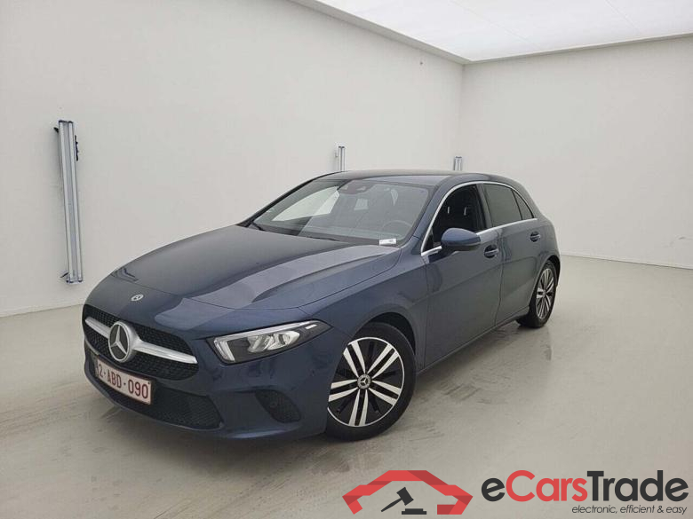 MERCEDES-BENZ A-KLASSE 1.3 180 7G-DCT BUSINESS SOLUTI