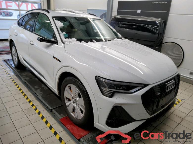 Audi 55 quattro S line E-tron Sportback #2