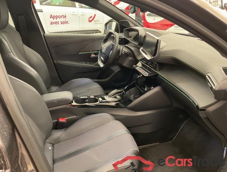 PEUGEOT 208 1.2 PureTech GT #5