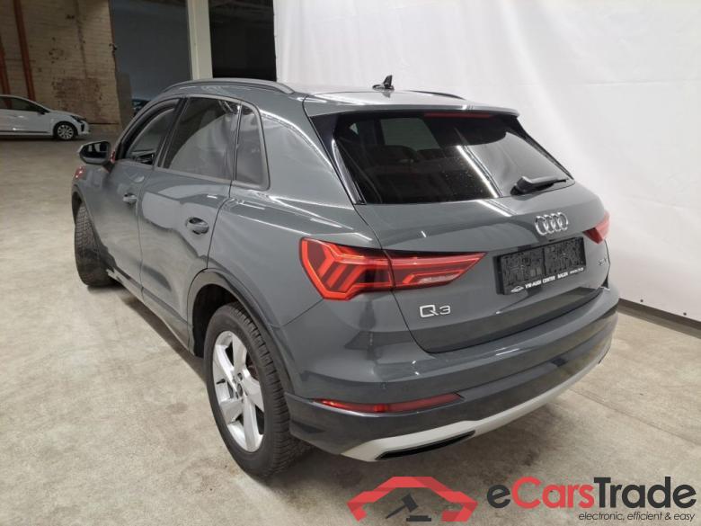 Audi Q3 35 TDI S tronic Advanced Business Editio 5d #3