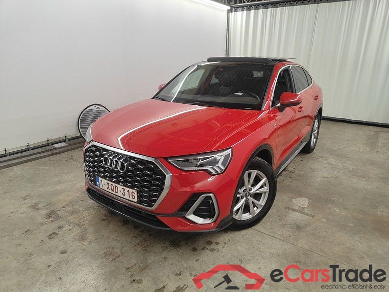 Audi Q3 Sportback 35 TDI S tronic S Line Business Ed 5d #4
