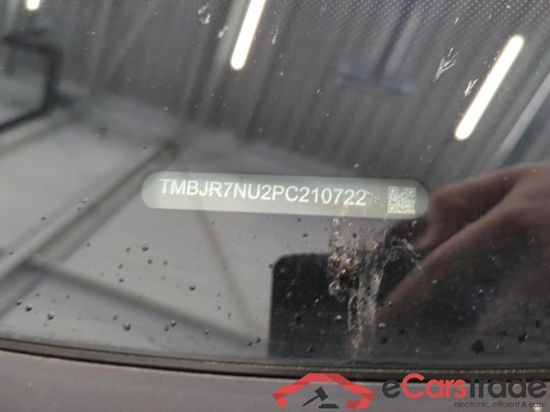 SKODA Karoq 110 kW #3