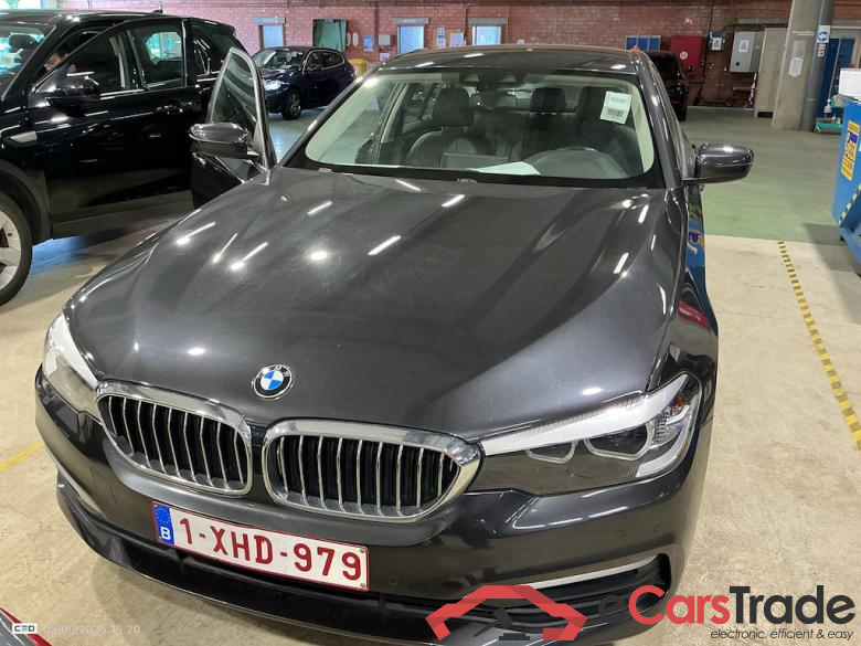 BMW 5 - 2017 530eA PHEV Performance OPF