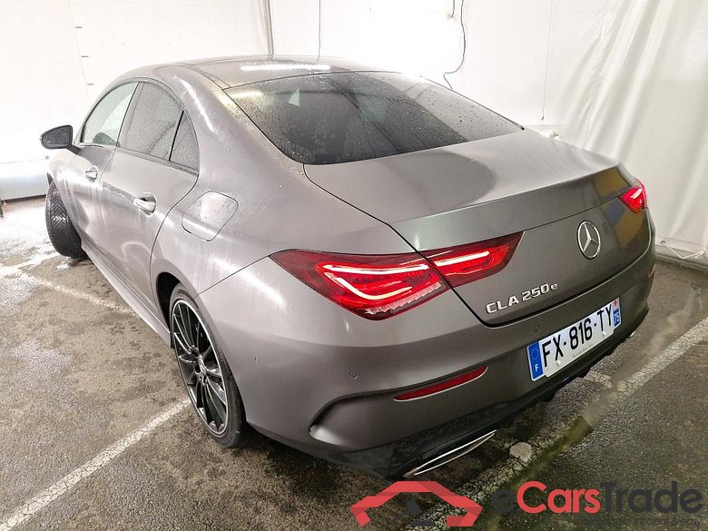Mercedes CLA 250 e AMG Line MERCEDES-BENZ CLA Coupe / 2019 / 4P / Coupé CLA 250 e AMG Line #2