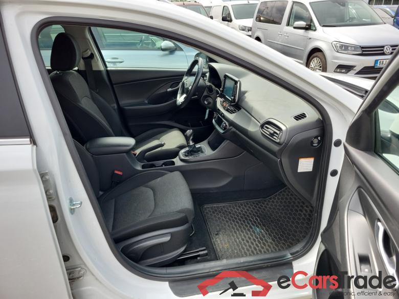 Hyundai  i30  cw (PD)(2017->) i30 kom.1.5T-GDI Family Smart #6