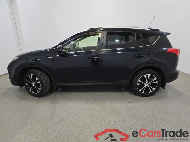 Toyota RAV4 2.0 D4D Active Pano Navi Leather KeylessGo Camera Klima PDC … #2