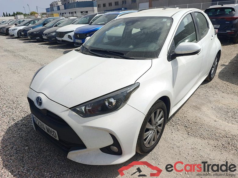 Toyota 1.5 120H Active Tech TOYOTA Yaris / 2020 / 5P / berlina con portón 1.5 120H Active Tech #1