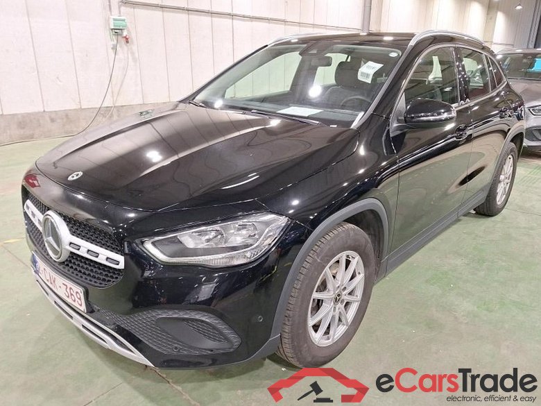 Mercedes GLA 180d Aut. Navi 1/2 Leather KeylessGo Klima PDC ... #1