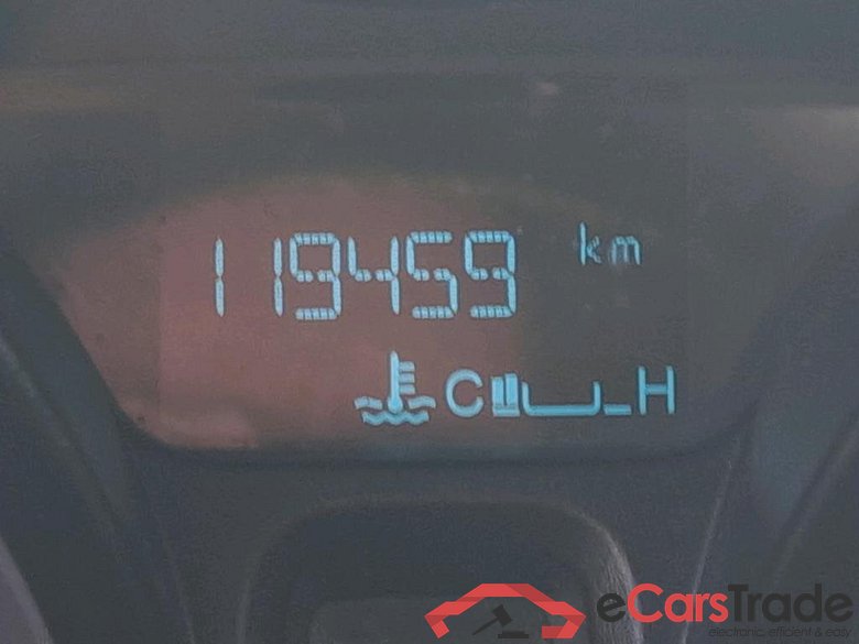 Ford Van 1.5 TDCi 56kW Trend FORD Transit Courier/2014/4P/furgón der.turis Van 1.5 TDCi 56kW Trend #5