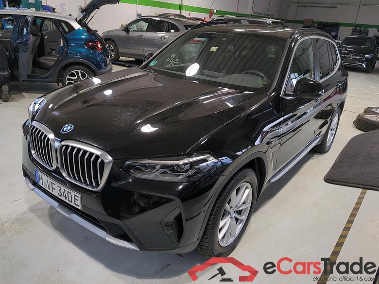 BMW X3 ´17 Baureihe X3 xDrive 30 e 2.0 215KW AT8 E6d #1