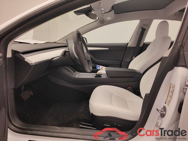 Tesla Model 3 Long-Range Dual Motor AWD 4d excluweb end 22.05 #6