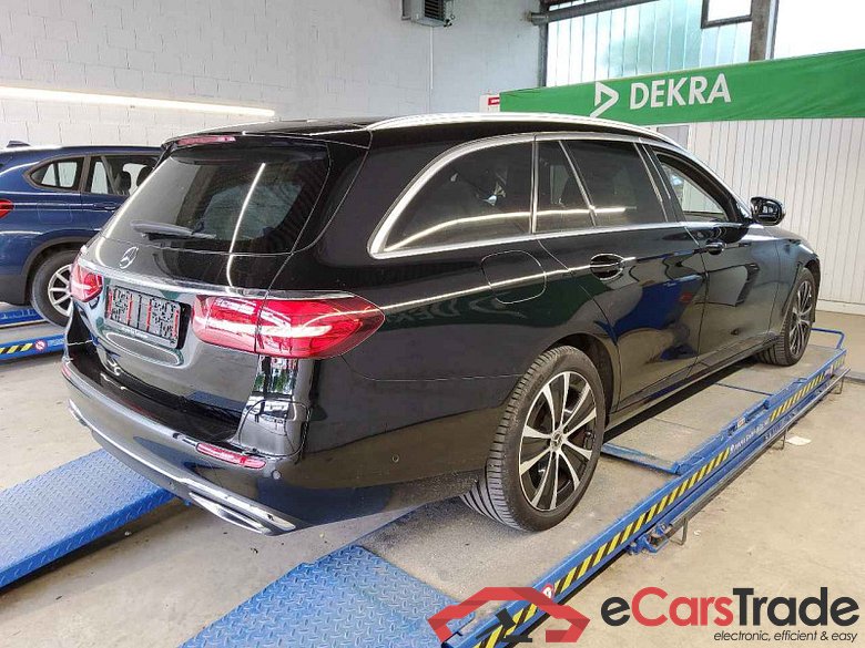 Mercedes-Benz E -Klasse T-Modell (BM 213)(06.2016->) DE - Kb5 E 300 de EU6d, T de Avantgarde (EURO 6d), (Facelift) 2020 - 2023 #3