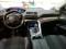 preview Peugeot 5008 #4