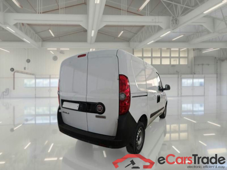 FIAT DOBLÒ CARGO / 2014 / 4P / VETT. FURGONATA CH1 BUSINESS 1.6 MJET 90CV E6D-F SeS #2