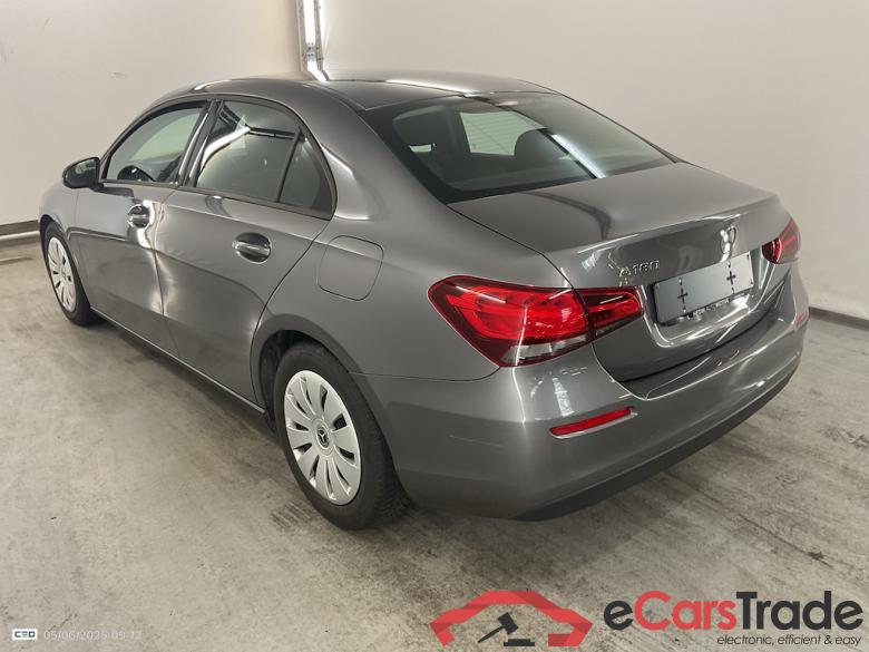 MERCEDES-BENZ CLASS A SEDAN (V177) A 180 #3