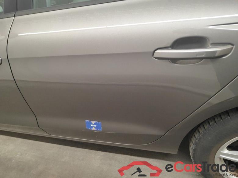 Audi A4 Avant 2.0 35 TDi 120kW S tronic Business Ed 5d NO COC!! #1