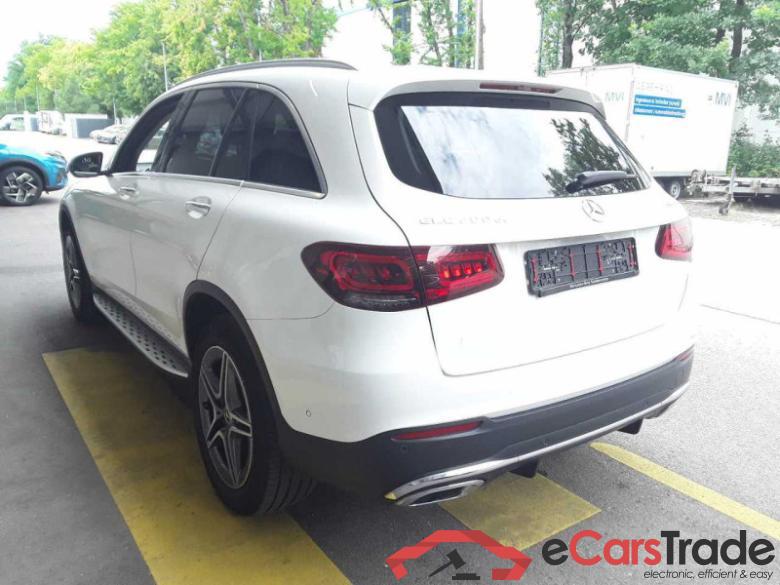 Mercedes GLC 300de Plug-In Hybrid AMG 4Matic Aut. LED-Xenon Navi-Pro 1/2 Sport-Leather-Alcantara KeylessGo Camera 360 Klima PDC ... #4