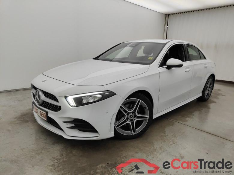 Mercedes-Benz A-Klasse Limousine A 180 d DCT Business Solution 4d #1