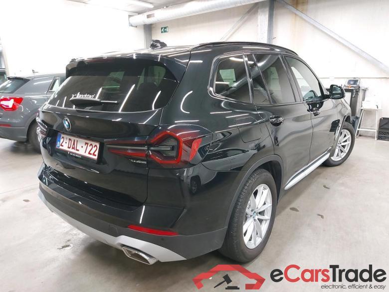 BMW - BMW X3 sDrive18dA 136PK Business Edition With Heated Vernasca Seats & Pack Driving Assistant & Parking Assistant Plus & Pano Roof #2 BMW - BMW X3 sDrive18dA 136PK Business Edition With Heated Vernasca Seats & Pack Driving Assistant & Parking Assistant Plus & Pano Roof #2