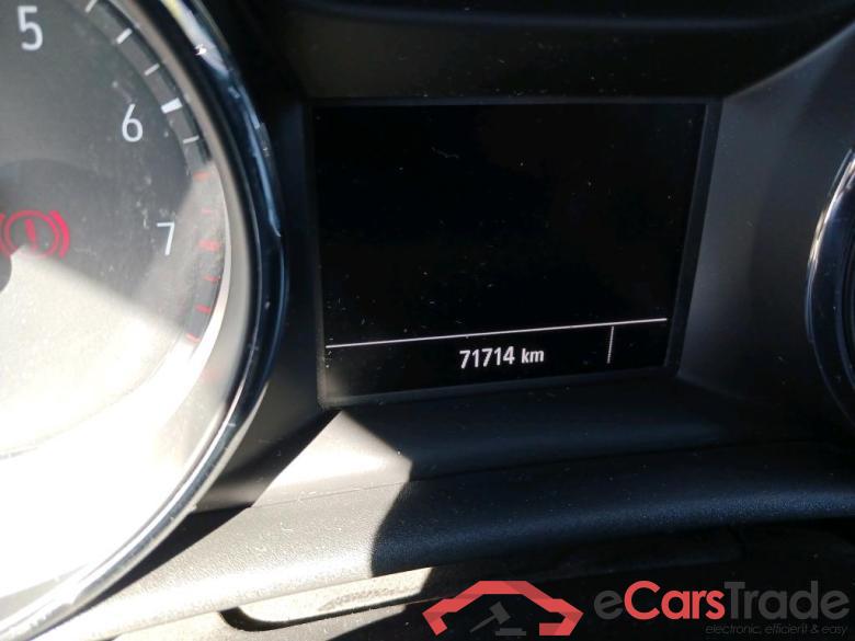 OPEL Astra / 2019 / 5P / berlina con portón 1.2T SHL 81kW (110CV) GS Line #5