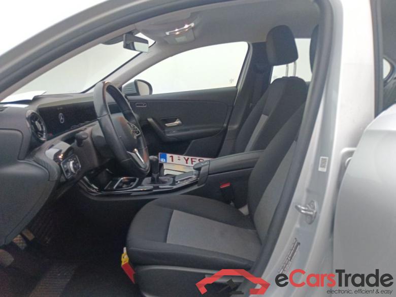 Mercedes-Benz A-Klasse Limousine A 180d Business Solution 4d #3