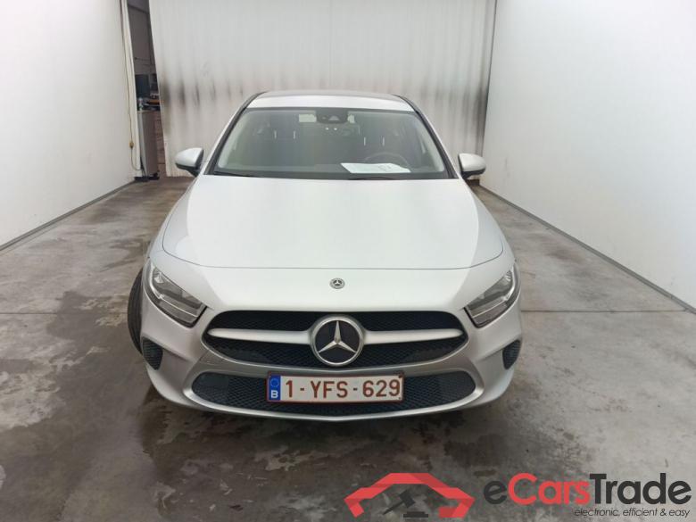 Mercedes-Benz A-Klasse Limousine A 180d Business Solution 4d #5