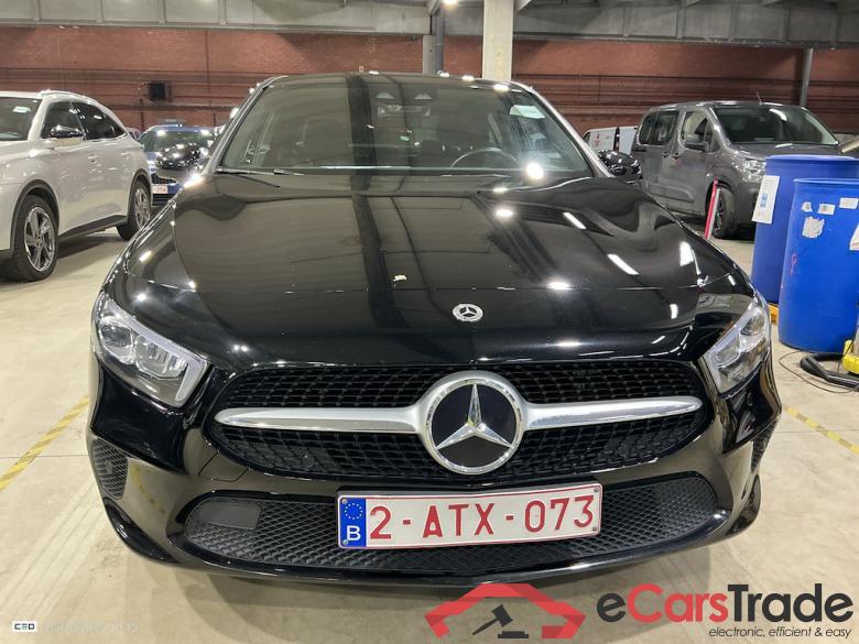 MERCEDES-BENZ A-CLASS LIMOUSINE 1.3 A 250 E BUSINESS SOLUTION DCT #2