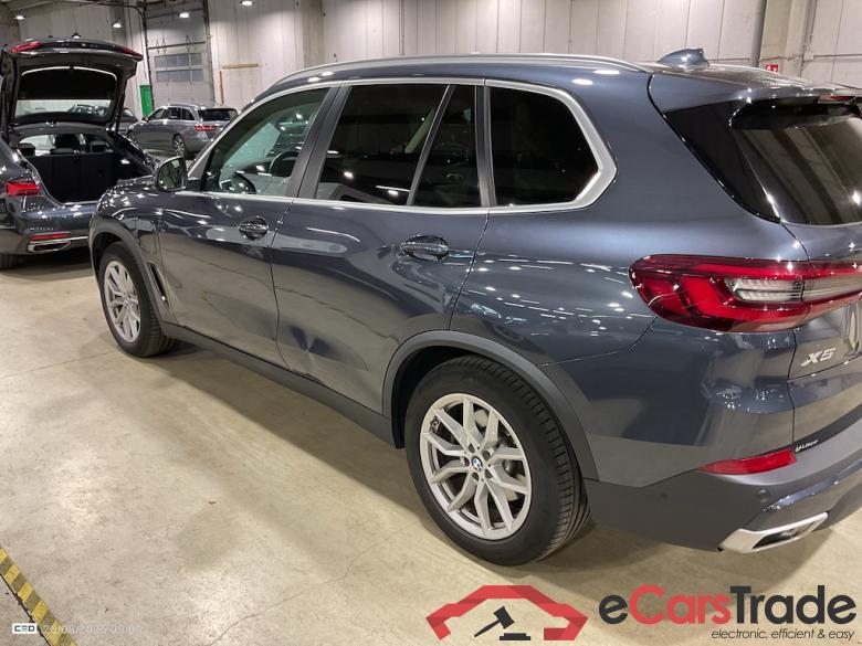 BMW X5 3.0 XDRIVE45E 155KW 4WD AUTO Business Plus #3