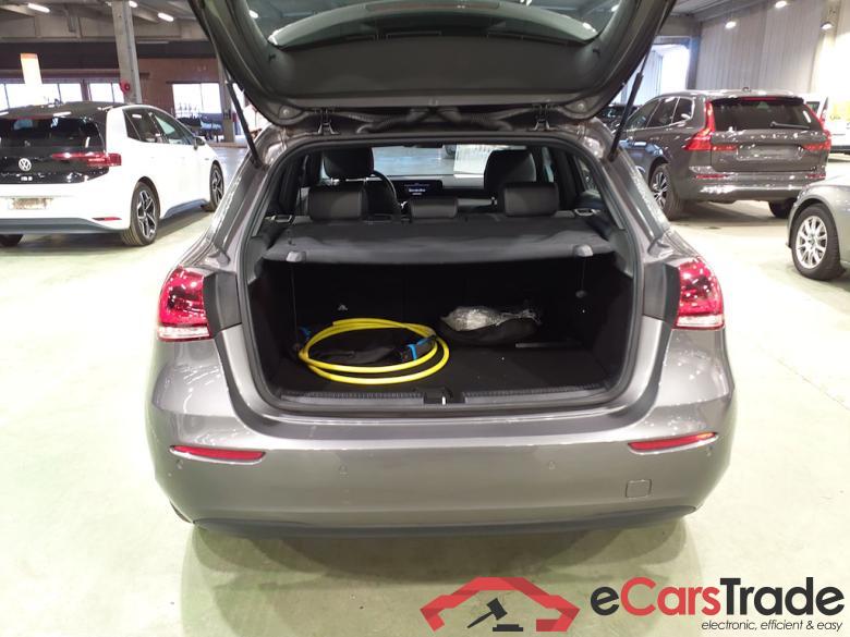 MERCEDES-BENZ CLASS A (W177) A 250 e PHEV #3
