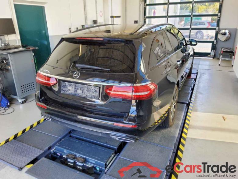 Mercedes-Benz E -Klasse T-Modell (BM 213)(06.2016->) DE - Kb5 E 300 de EU6d, T de Avantgarde (EURO 6d), (Facelift) 2020 - 2023 #3