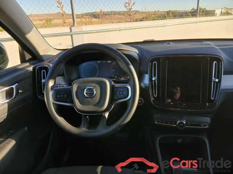 XC40 Inscription Expression Recharge Plug-In Hybrid 2WD 1.5 T4 210CV AT7 E6d #3