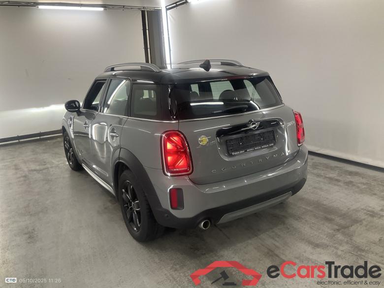 MINI COUNTRYMAN 1.5 COOPER S E 4WD AUTO #3