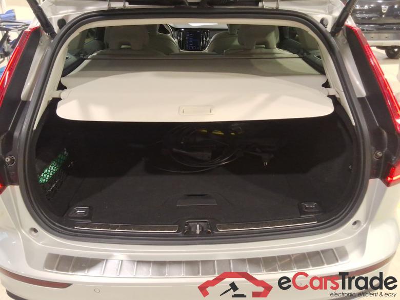 VOLVO V60 - 2018 2.0 T8 AWD PHEV Inscription Geartronic #3