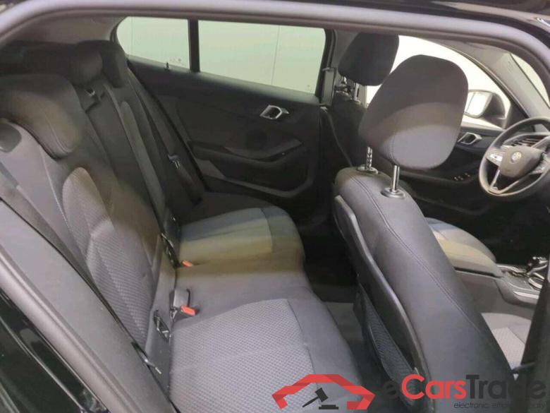 BMW 1-serie 118i Intro Ed. #5