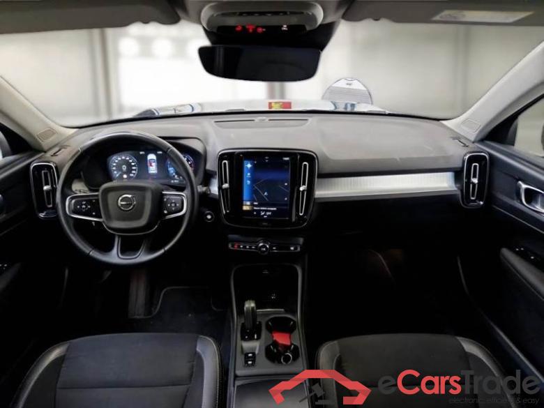 VOLVO XC40 / 2017 / 5P / SUV T3 GEATRONIC BUSINESS PLUS #3