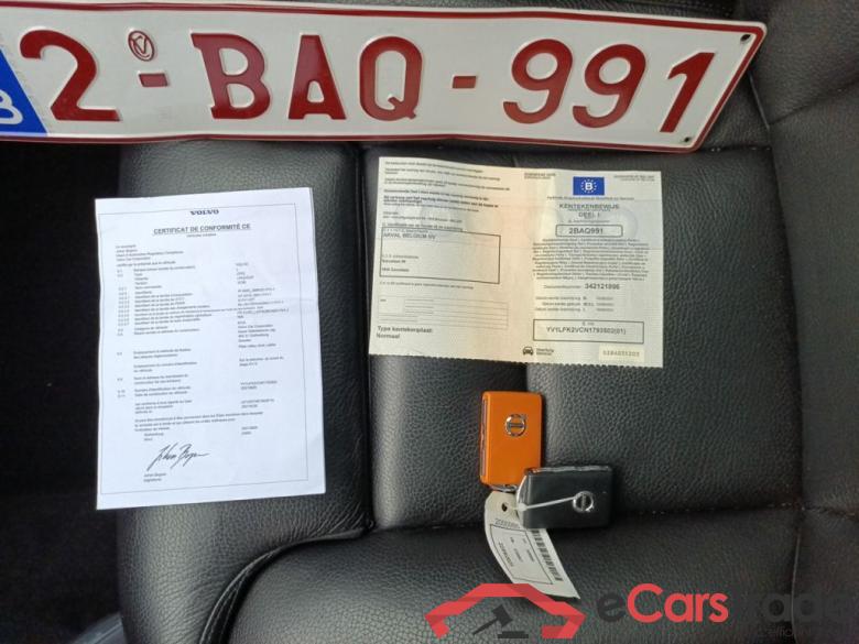 Volvo XC90 2.0 B5 D 4WD Geartronic Momentum Pro 7PL 5d #4