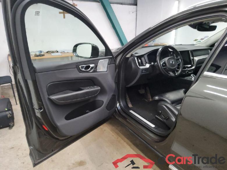 XC60 Inscription Plug-In Hybrid AWD 2.0 T8 Twin Engine 288KW AT8 E6dT #4