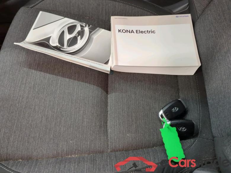 Hyundai KONA Comfort Electric 64 kWh 5d #4