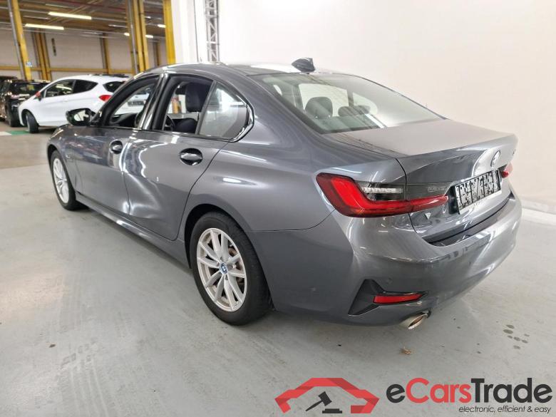 BMW 3 TOURING - 2019 330eAS PHEV #3